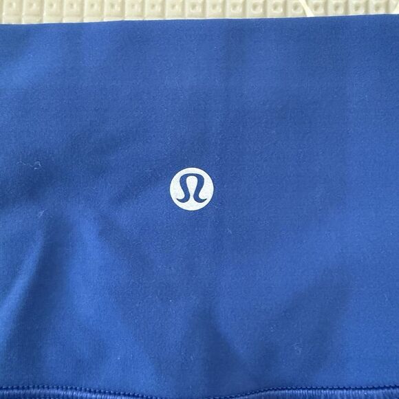 Lululemon In‎ Movement Tight 25" *Spray Dye Everlux Size 4 Dark Cobalt - Picture 4 of 10